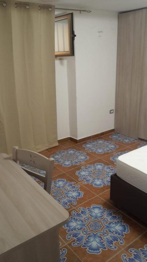 Nuova Aurora Rent Rooms Roccalumera Dış mekan fotoğraf