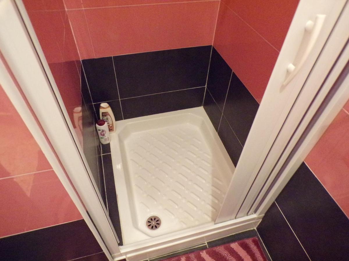 Nuova Aurora Rent Rooms Roccalumera Dış mekan fotoğraf
