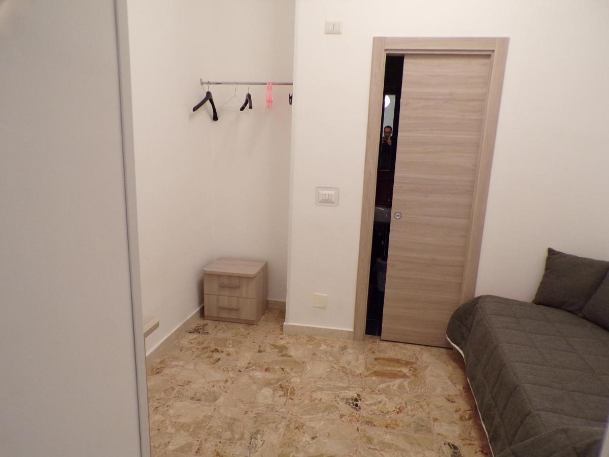 Nuova Aurora Rent Rooms Roccalumera Dış mekan fotoğraf